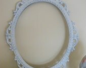 Vintage Metal Ornate Oval Picture Frame with Convex Glass YOU CHoosE The COLOR