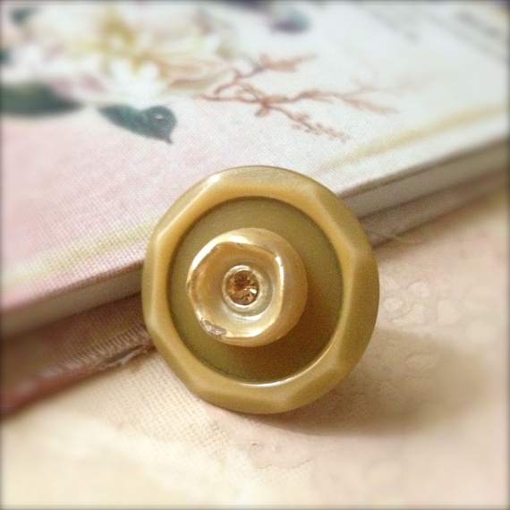 Vintage Buttons Ring Retro Reclaimed Jewelry Large Adjustable Gold Tone Mustard Colour - Flavia