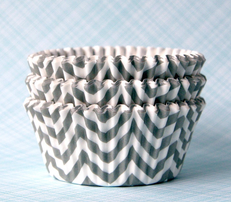 Gray Chevron Cupcake Liners / Cupcake Papers (50) Il_570xn
