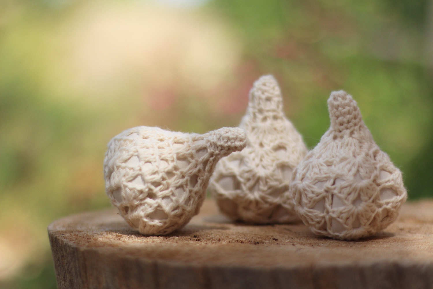 Shabby chic French country decor Home decor Crocheted ceramic garlic sculpture Rustic decor Farm house Ceramic vegetables
