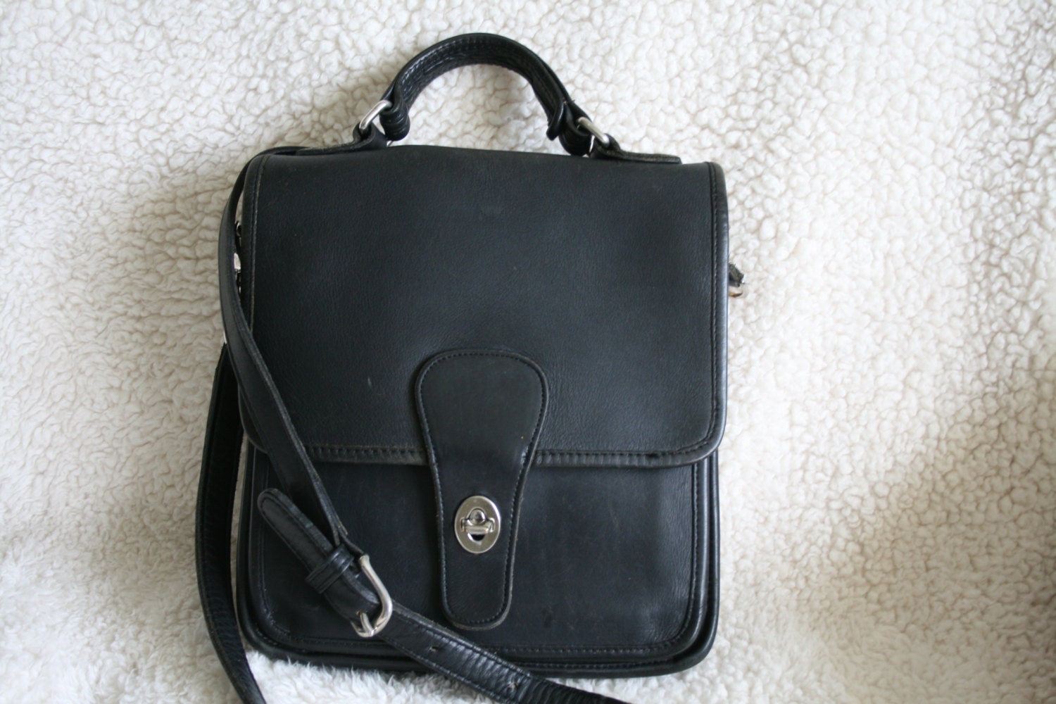 Vintage Crossbody Black Leather MESSENGER COACH STATION Bag 5130