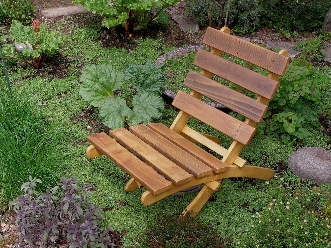 Comfy Rustic Cedar Chair for Home & Garden - (color natural cedar tone)