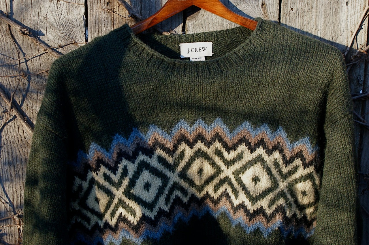 Mens Wool Sweater Hand Knit from J. Crew Large Size Green with Blue and White Pattern