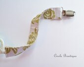 Green Floral Pacifier Clip / Toy Clip / UNIVERSAL / Ready to Ship