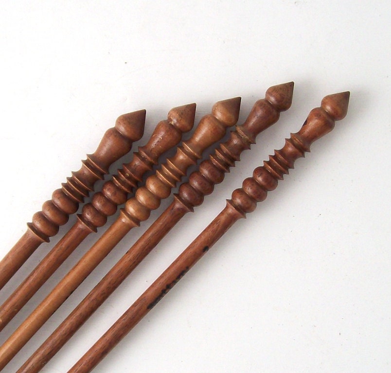 vintage pair wood knitting needles brittany by RecycleBuyVintage