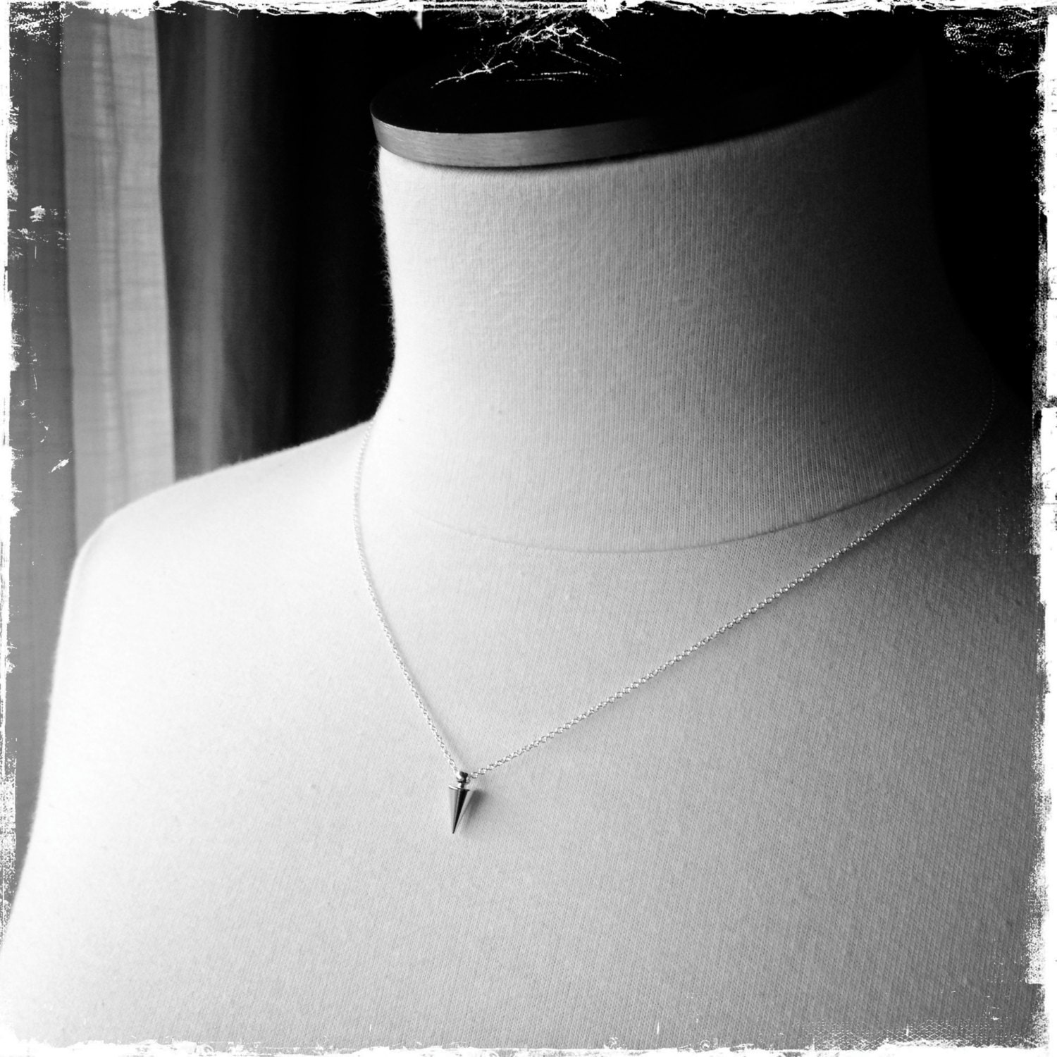 SILVER POINT necklace  - sterling silver chain - delicate layering necklace