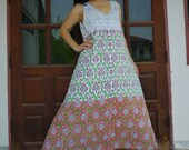 Sleeveless V Neck Green Pink Red Indian Pattern Printed On White Stretch Cotton Maxi Dress Women Pullover Sun Dress Summer Beach Dress