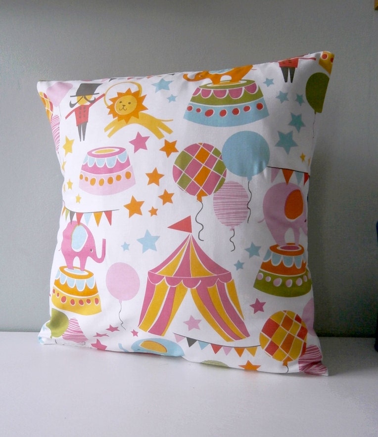 Circus Big Top Animals Pillow / Cushion cover