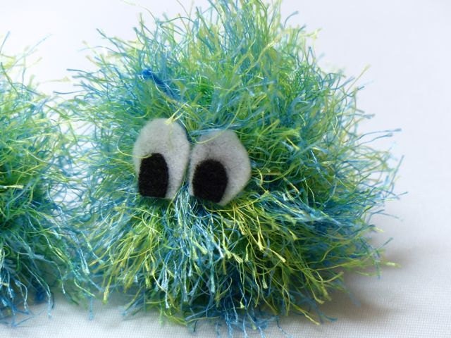 Green and Blue Finger Puppets, Finger Puppets, Fun Fur Yarn Balls with Eyes, Weird Puppets