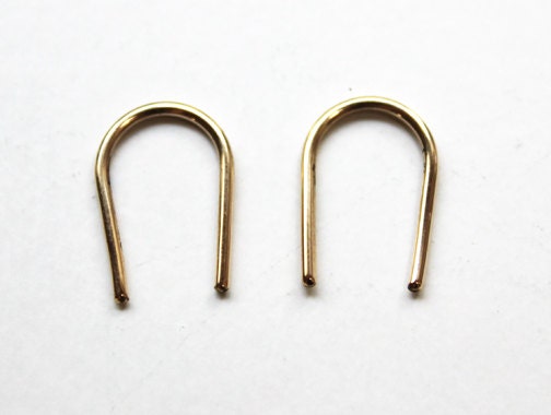 Arc Earrings Short (yellow gold filled wire)