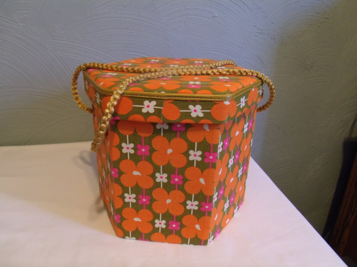 Funky 1970s Singer Sewing Basket, Hexagon, Orange, Pink, White Flowers