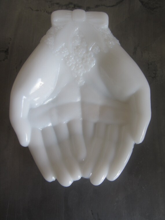 Vintage Avon Milk Glass Hands Trinket or Soap Dish by myfancies