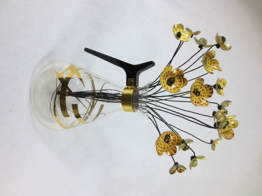 Creamy Yellow Butter Cookie  Bouquet  of Tin Forever Blooming Flowers