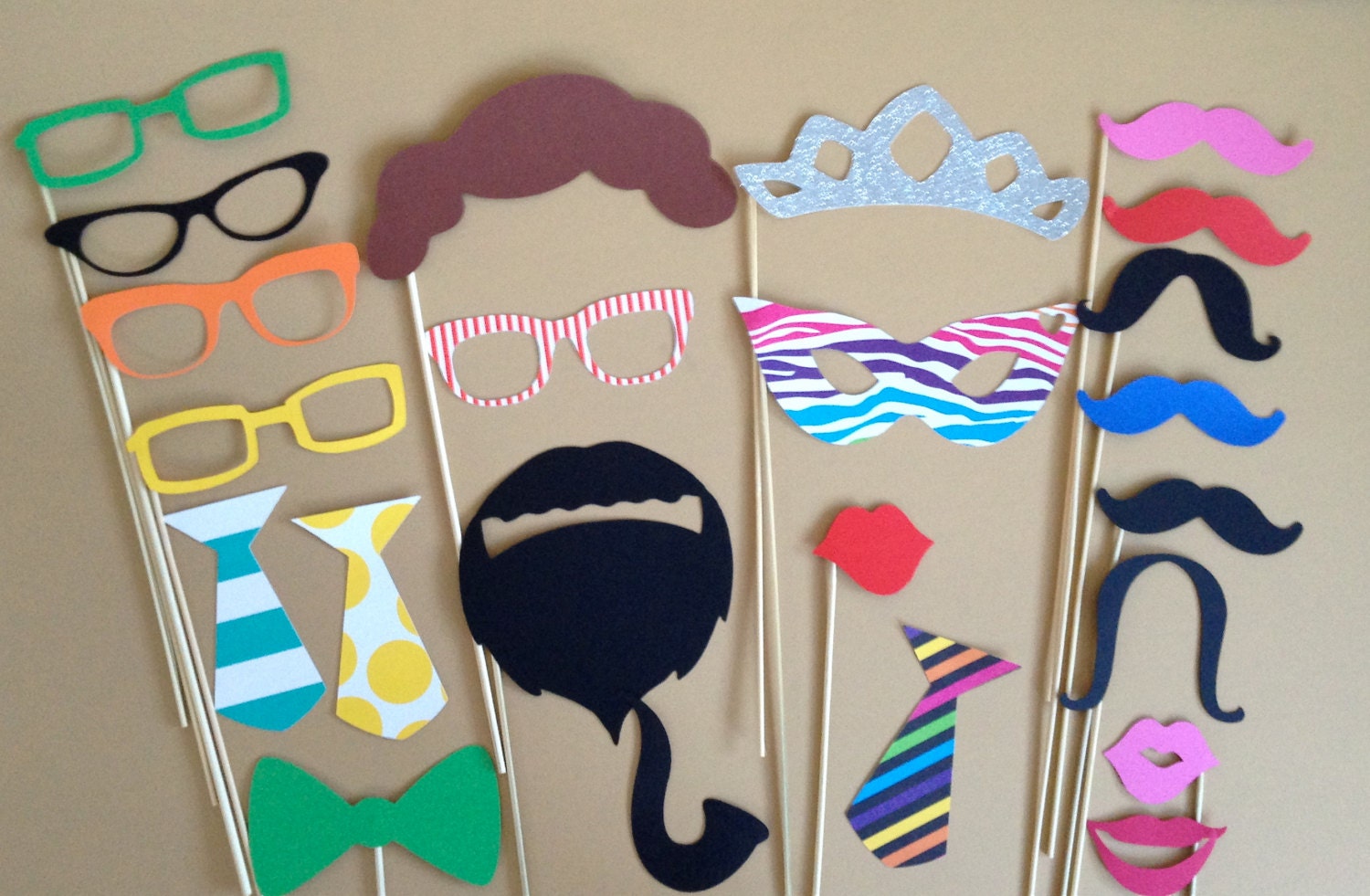 Cute PHOTO BOOTH PROPS Set Of 23 Mradi Gras Birthday Party Photo Props Wedding Photo Booth Props Party Decorations Party Supplies