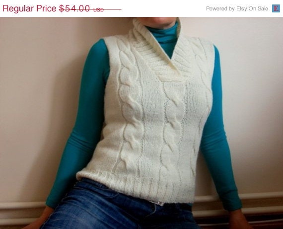 ON SALE 40 % OFF Ivory Wool Sweater  Women Vest