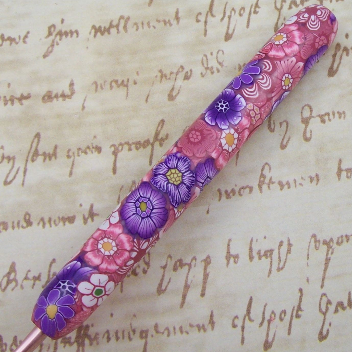 Susan Bates Polymer Clay Covered Crochet Hook, Size E 4/ 3.50mm