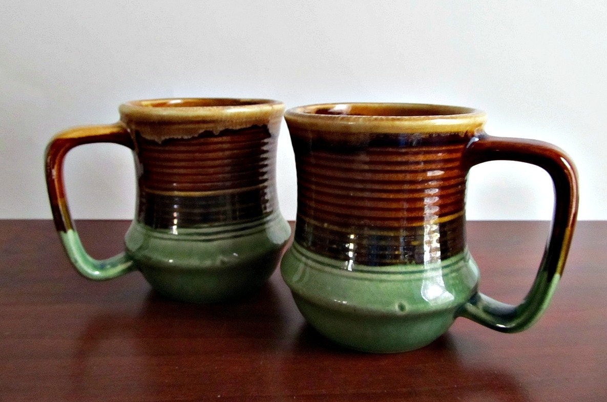 Vintage Brown Drip Mugs - Set of 2 - Made in Taiwan