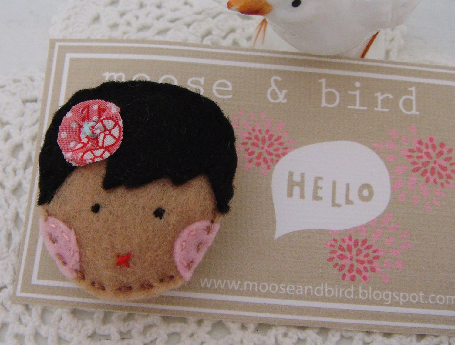 Doll Face Brooch - Pink (241)