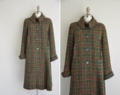 s a l e...vintage 1940s coat / 40s green speckle winter coat / 1940s winter swing coat