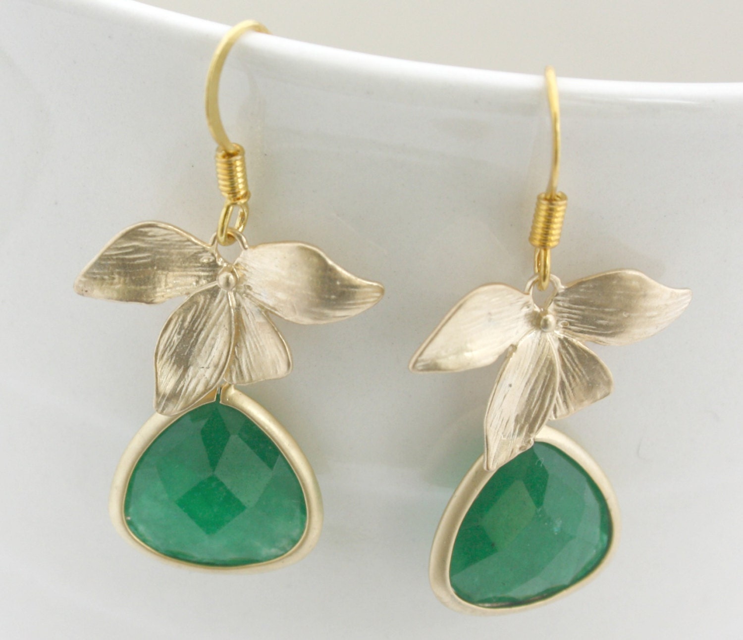 Green and Gold Earrings, Gold Earrings, Bridal Jewelry, Friends Birthday