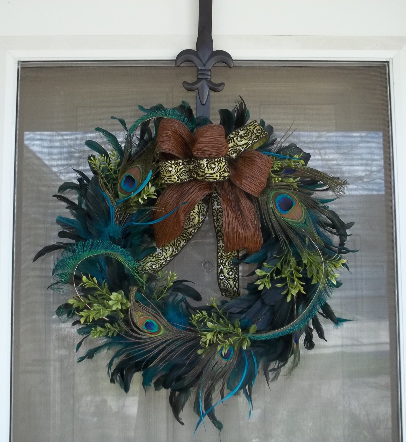 Front door wreath,Summer wreath,Boxwood wreath,Feather wreath,Mothers day gift,Peacock wreath,Gold and Peacock wreath