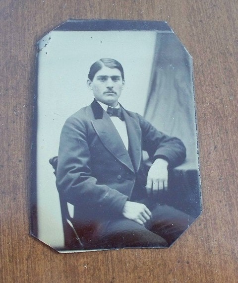 Vintage Tintype, Tin Type, Young Man, Early 1800s, 1900s, Small Tintypes, Antique Photographs, Men, Vintage Clothing