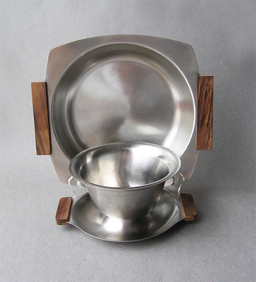 Retro Stainless Serving Pieces
