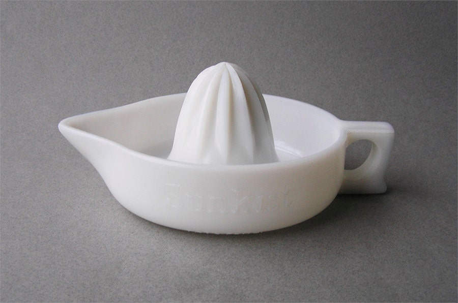 Vintage McKee Sunkist Milk Glass Juicer Reamer