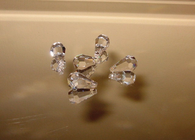 Five 20mm 30% Lead Crystal Beads
