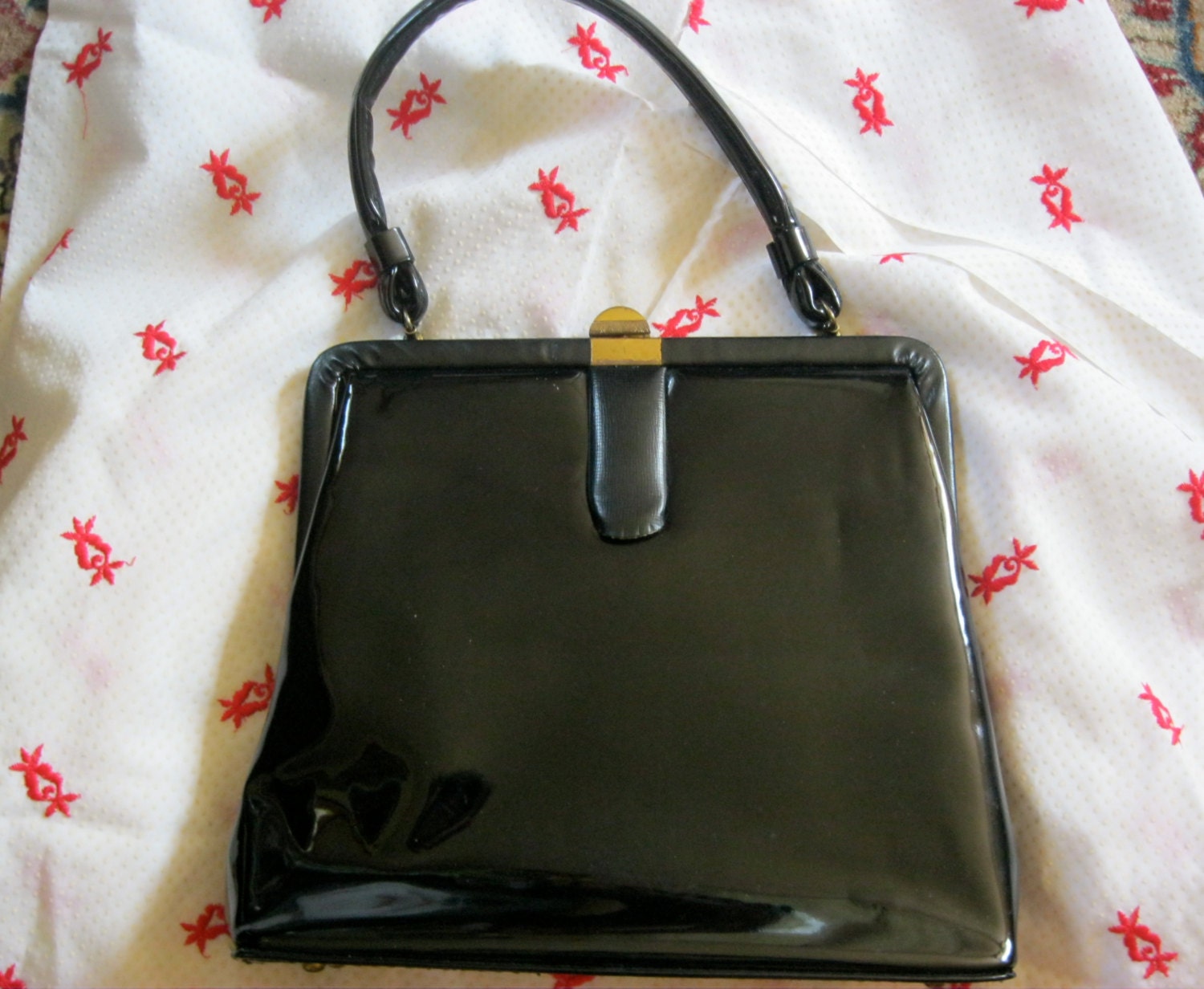 Vintage Purse, Vinyl, Patent Leather, Black, Gold / Brass Clasp, Tan interior