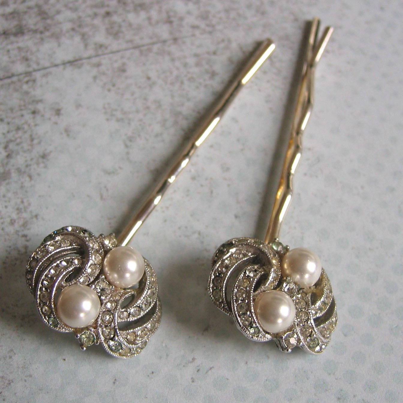 Pearl and Rhinestone Swirl Bobby Pins - Vintage Adorned