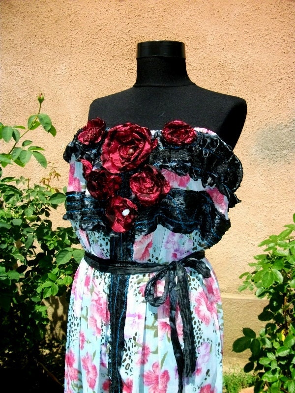 Dress,maxi dress,boho dress, gypsy,strapless,floral print.poppy,aplique,urban,women fashion,women outwear,summer,fusion,pastel,lace