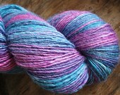 OOAK Feathers - BFL w Tussah Silk - single thread handspun shawl yarn 104gr 380m