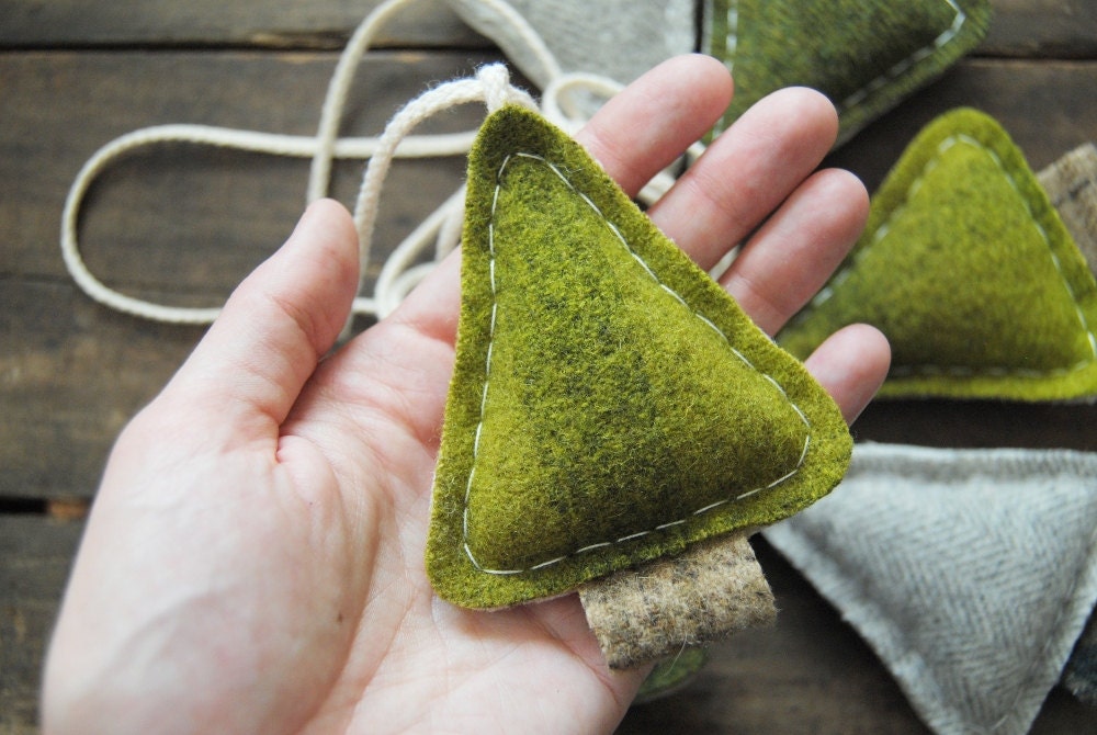 Earth Day - Renewable Wool Tree Garland - Primitive Pine Home Decor - Cabin Art