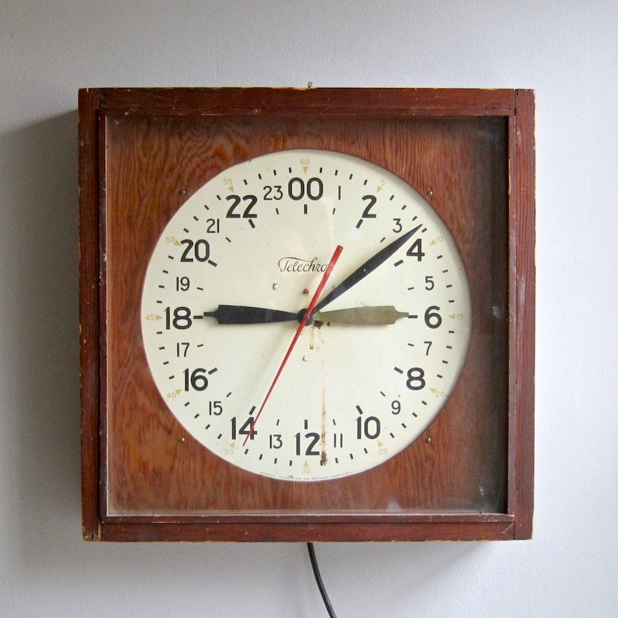 Telechron Military Time 24 Hour Wall Clock Wood Case Large Face Electric Industrial Decor
