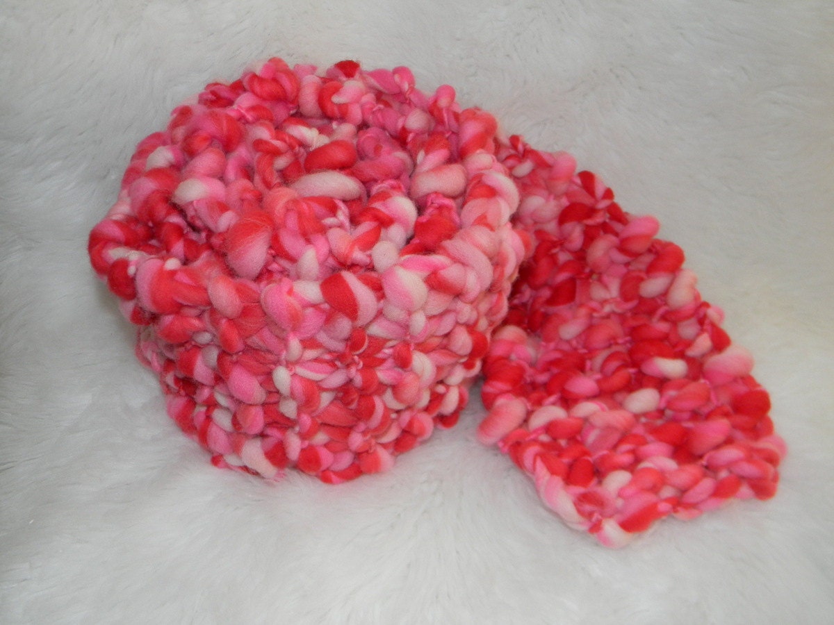 Valentine Bubble Scarf Basket Stuffer Made from 100% Handspun Merino READY to Ship