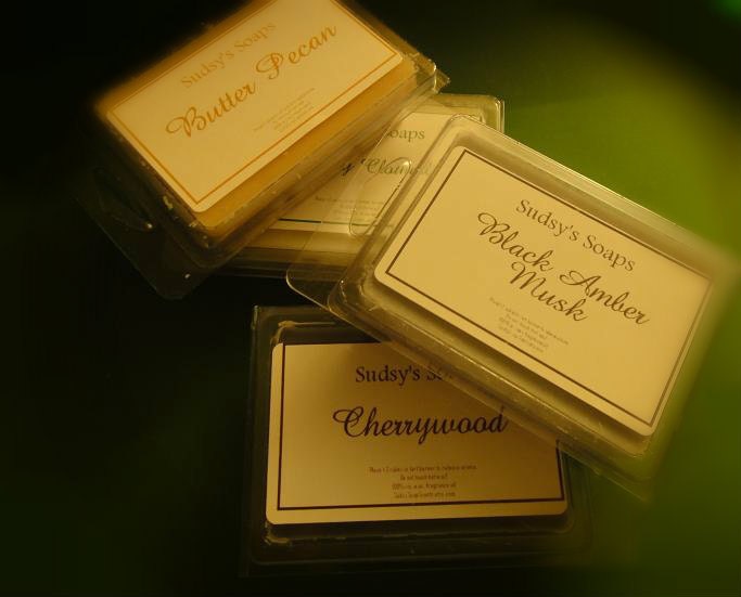 BLACK AMBER MUSK Soy Melt Wax Break A Way Tart 3oz - Enchanting, Dark, Masculine