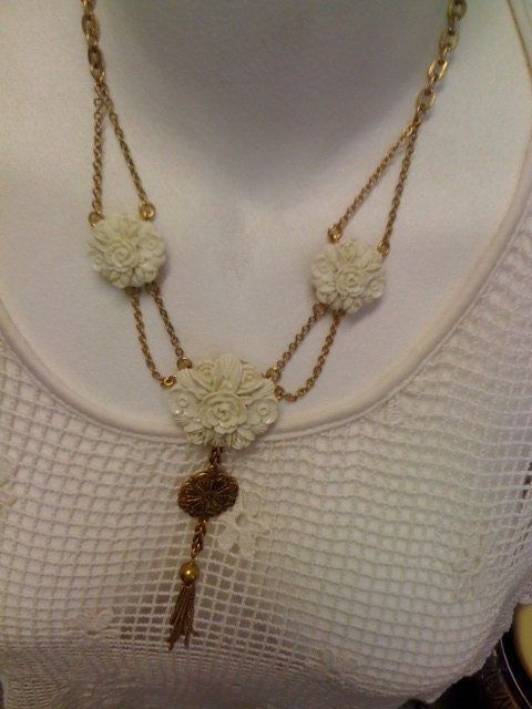 carved lucite necklace with Tassle