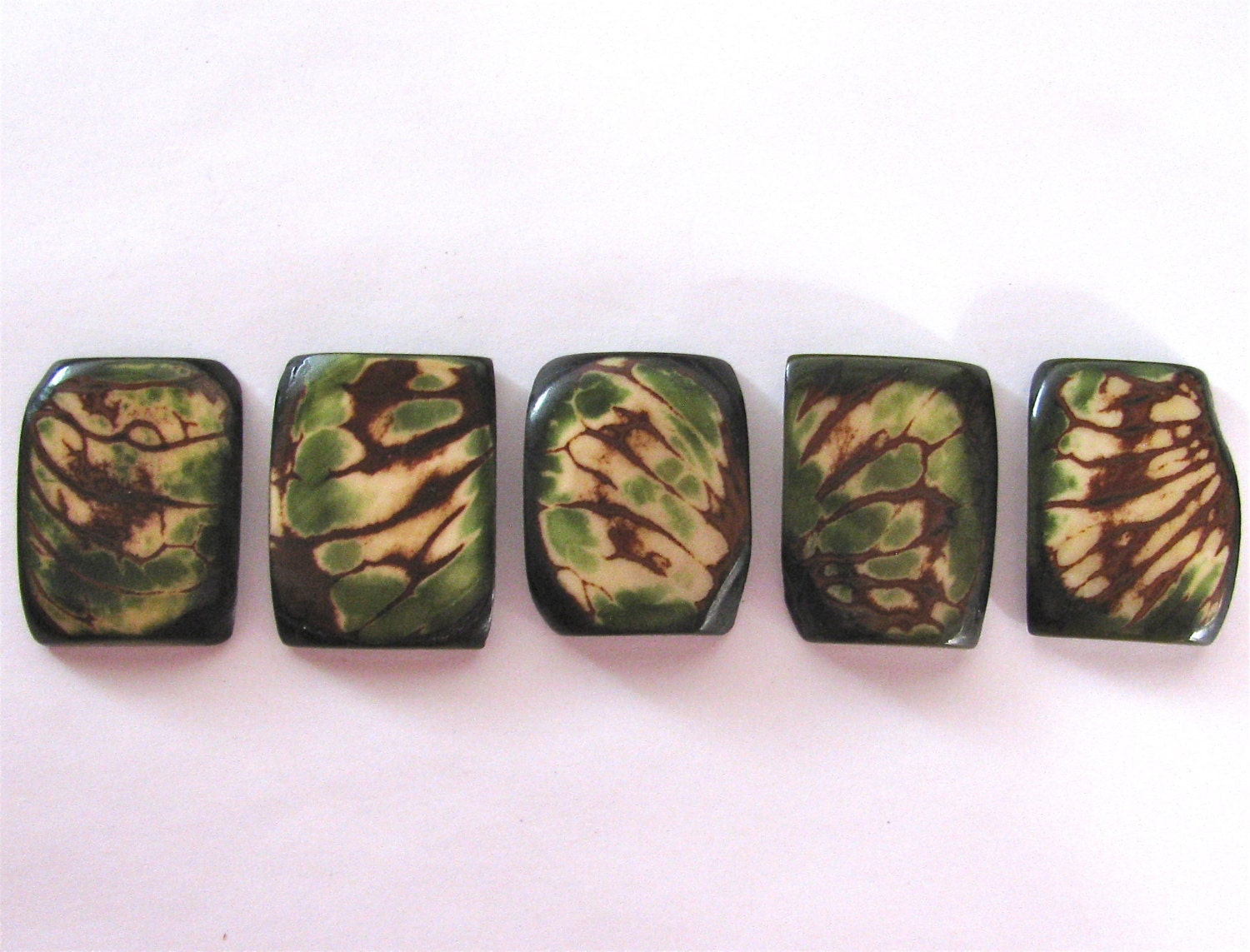 5 Forest Green Tagua Nut Beads, Double Drilled Beads, Rectangle Beads, Organic Beads, Natural Beads, Vegetable Ivory Beads, EcoBeads