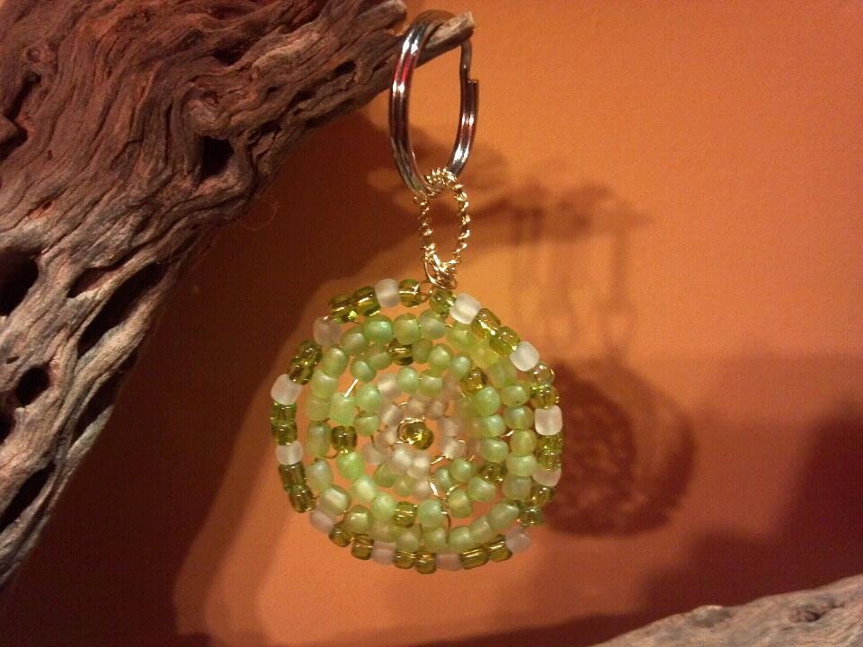 Green New Handmade Beaded Glass 2" Keychain Michigan Wire