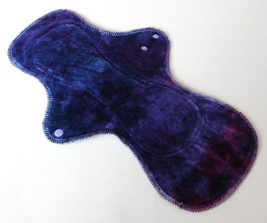 ONE UltiMax slim Cloth Pad for Heavy Flow & Postpartum with ZORB - "grape"