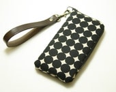 Iphone 5 Case /Sleeve / padded zipper pounch with leather Key Chain Wristlet