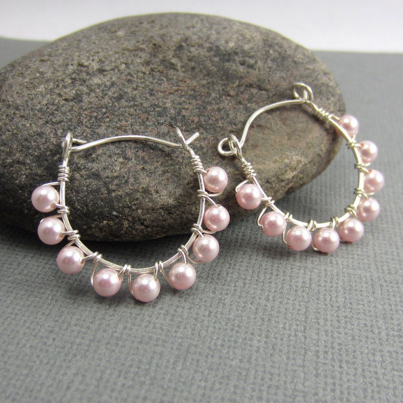 Sterling Silver Wire Wrapped Pearl Hoop Earrings. Pink Pearl Earrings. Pearl Hoops. Wrapped Hoop. Swarovski Pearls. Blush Pink Earrings.