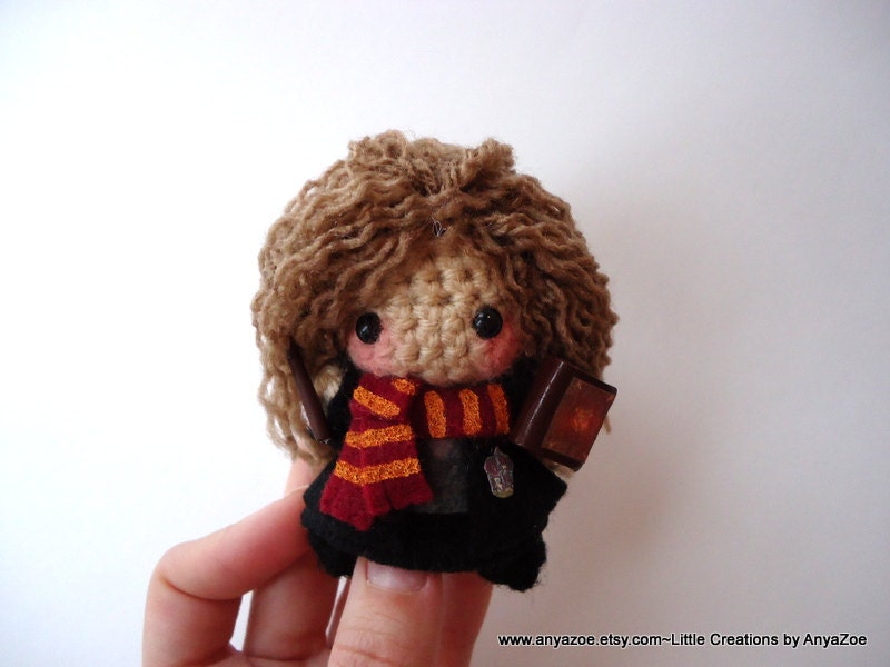 Hermione Granger Amigurumi