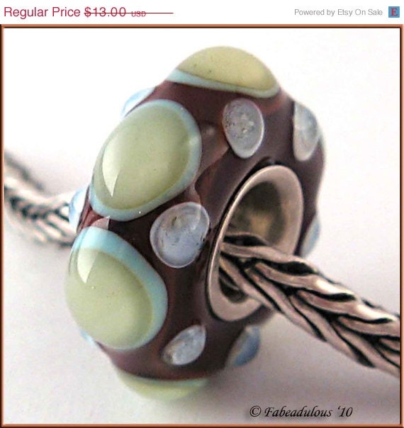 ON SALE Fabeadulous2010 SRA  Lampwork Murano bead glass with 925 silver core S442