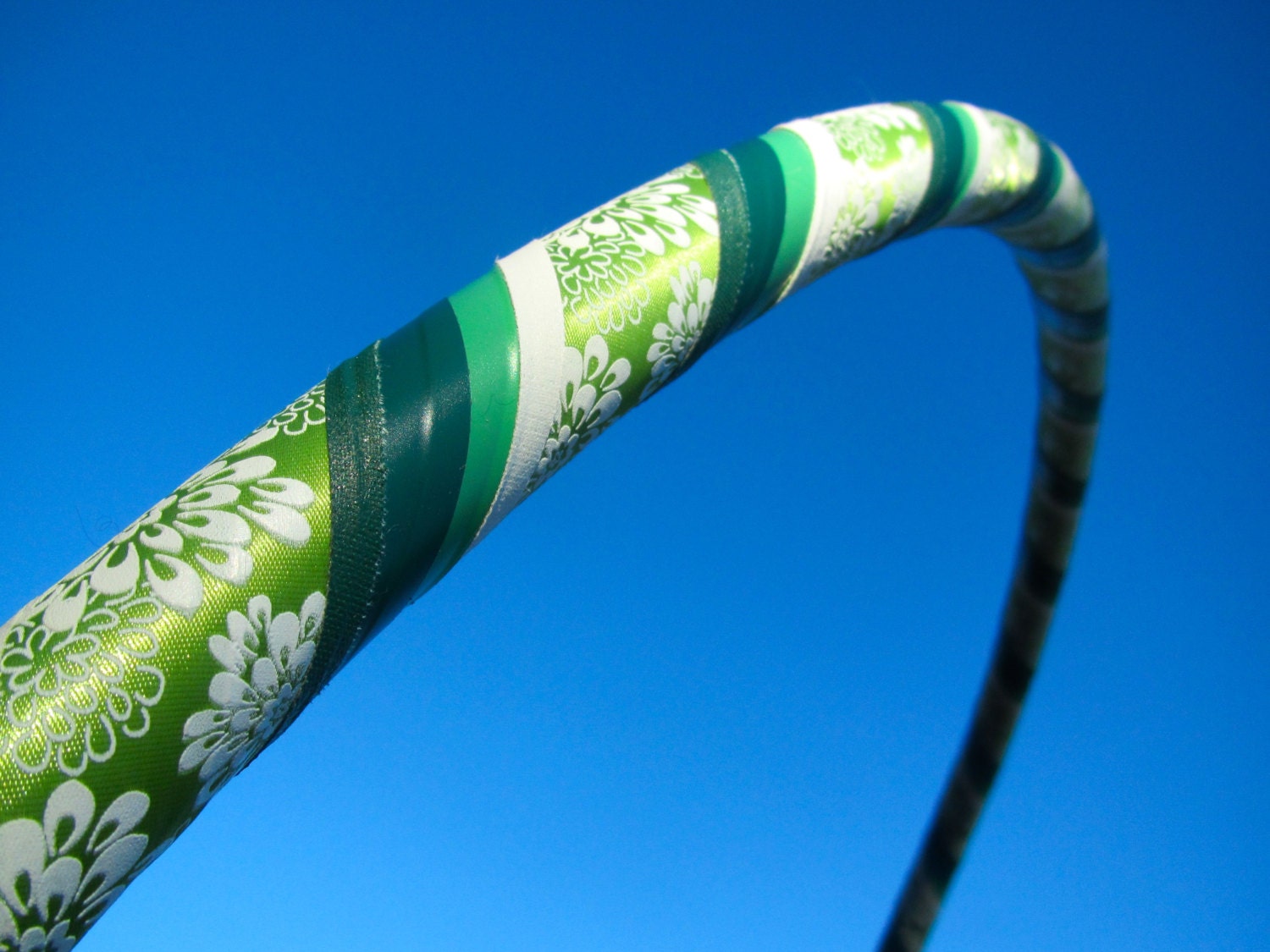 The Grass is Alwayz Greener Flower Pattern Hula Hoop 36"