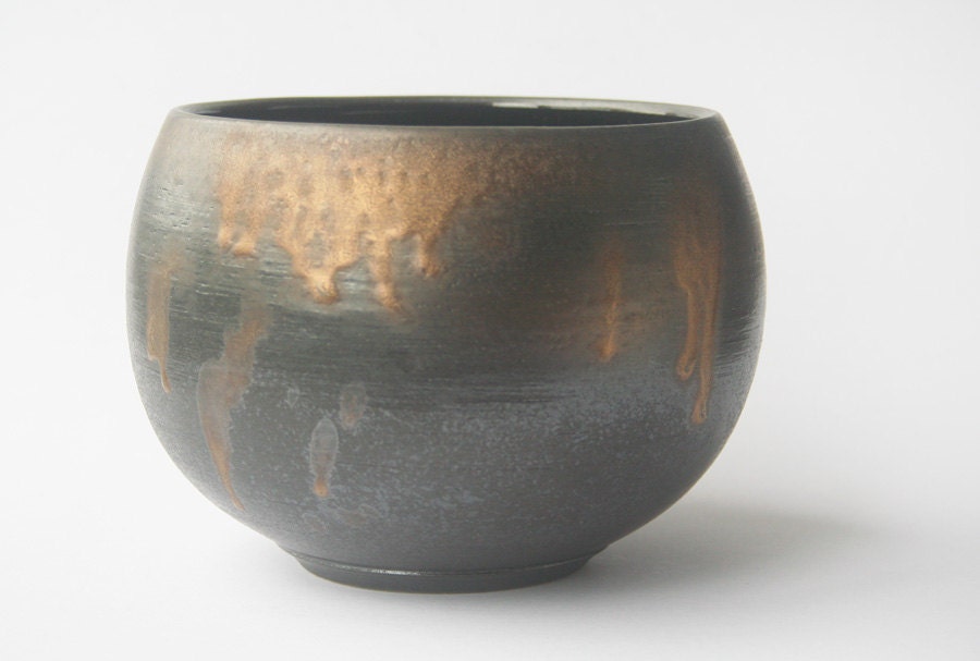 Large stoneware ceramic black and bronze deep round bowl