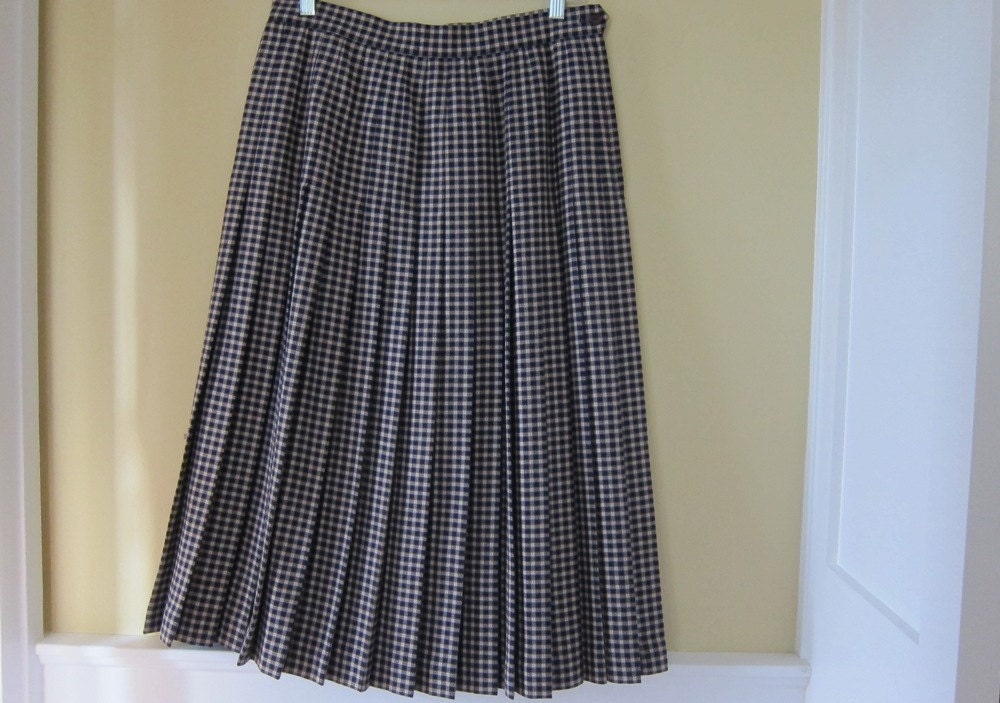Vintage Plaid Skirt 100% Wool Size 14 Aljean Made in Canada