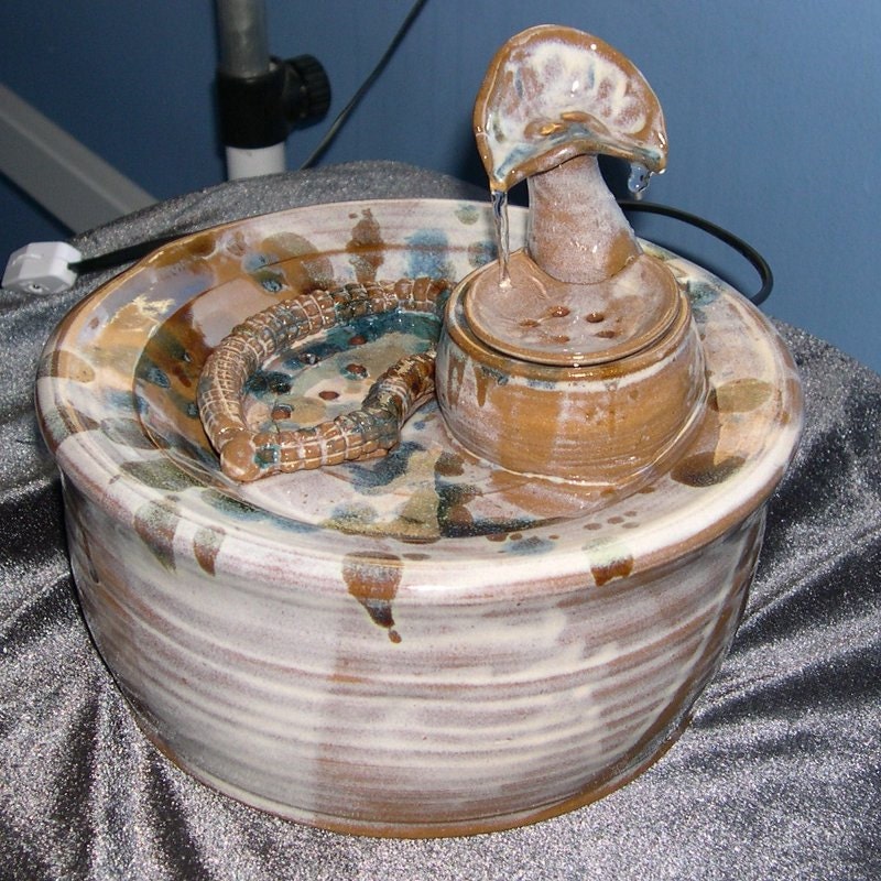 Handmade ceramic cat drinking fountain. by gangiao on Etsy