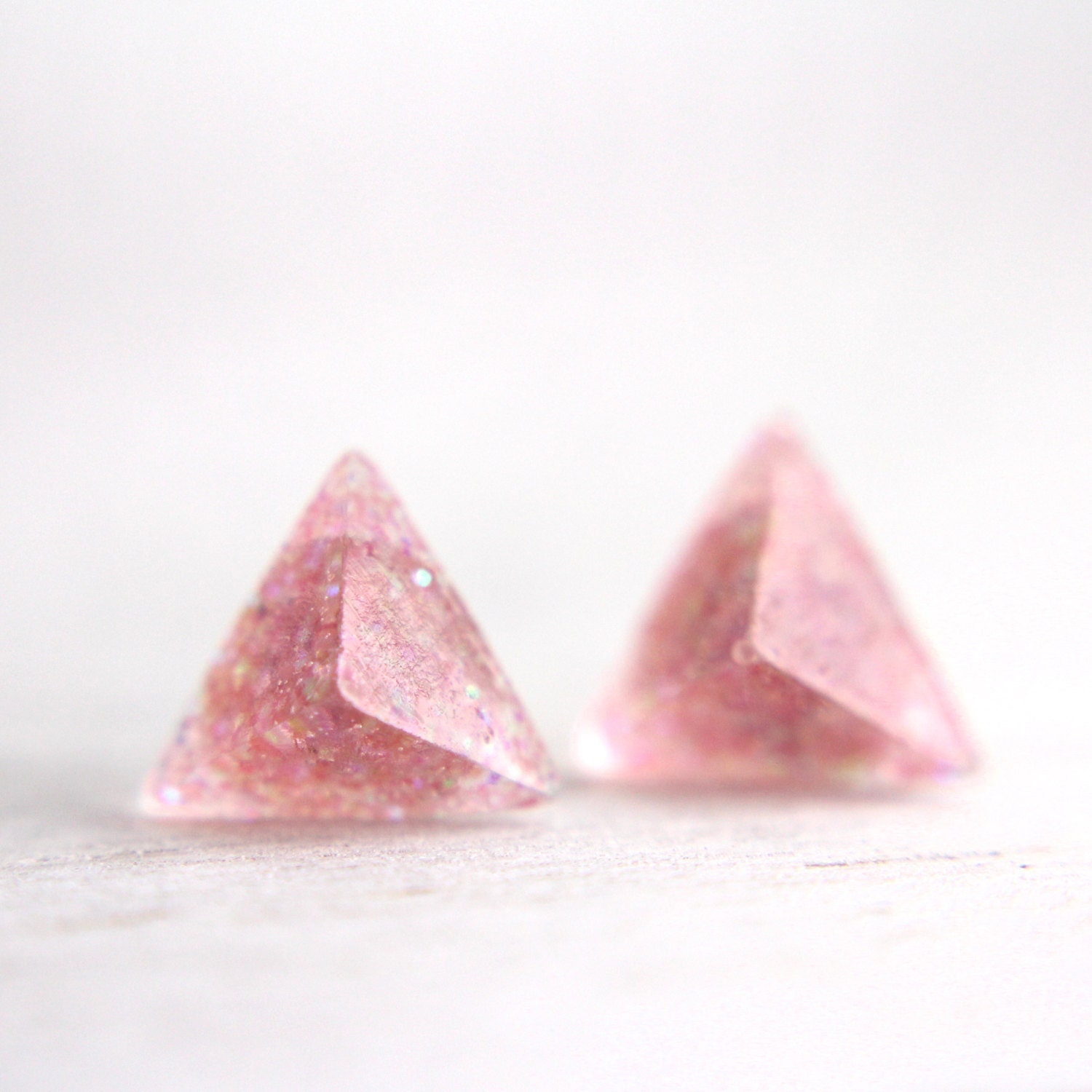 pyramid earrings in sparkly pink - geometric studs resin earrings